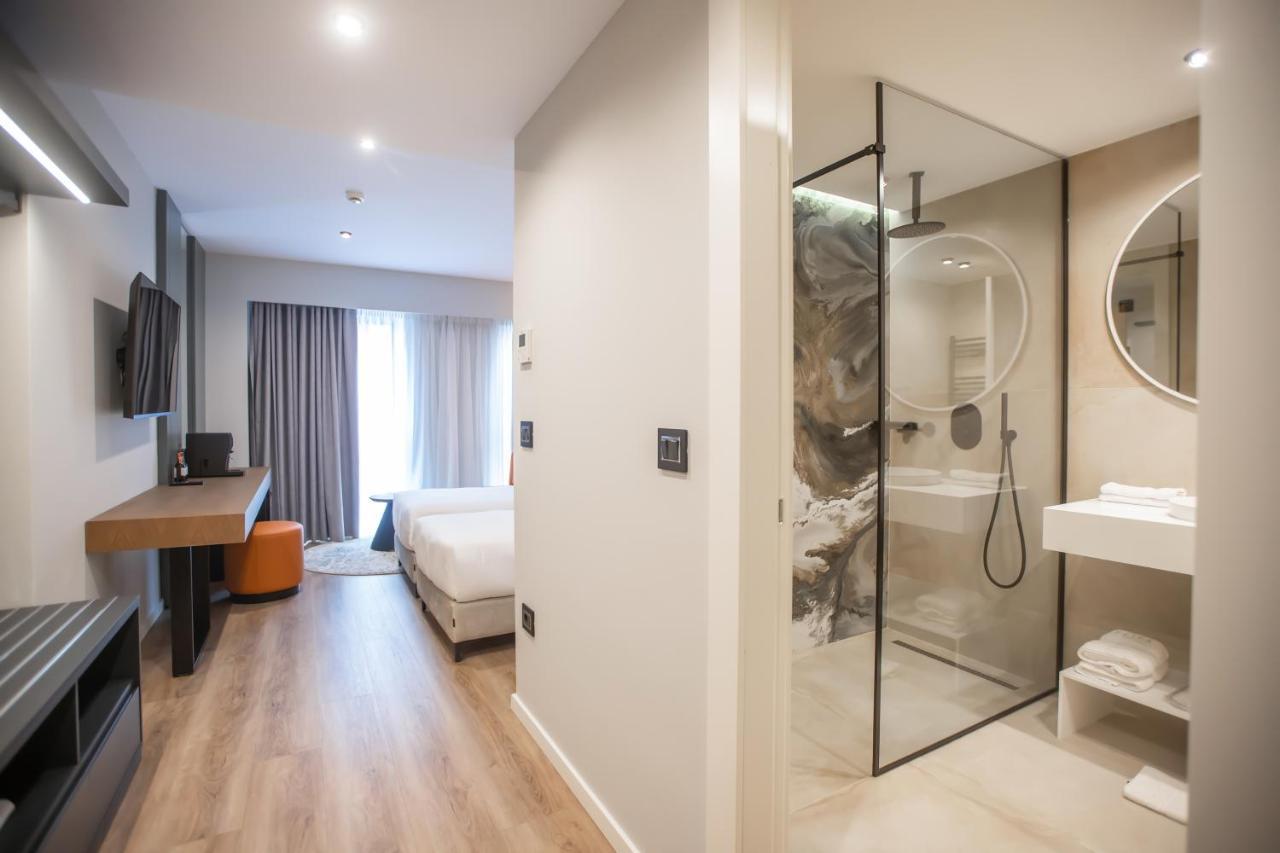 Hotel Elisa Tirana, Affiliated By Melia Esterno foto