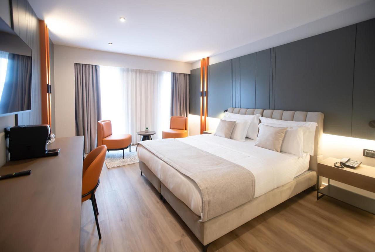 Hotel Elisa Tirana, Affiliated By Melia Esterno foto