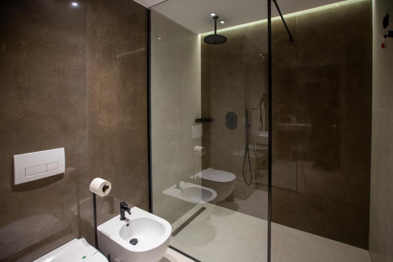 Hotel Elisa Tirana, Affiliated By Melia Esterno foto