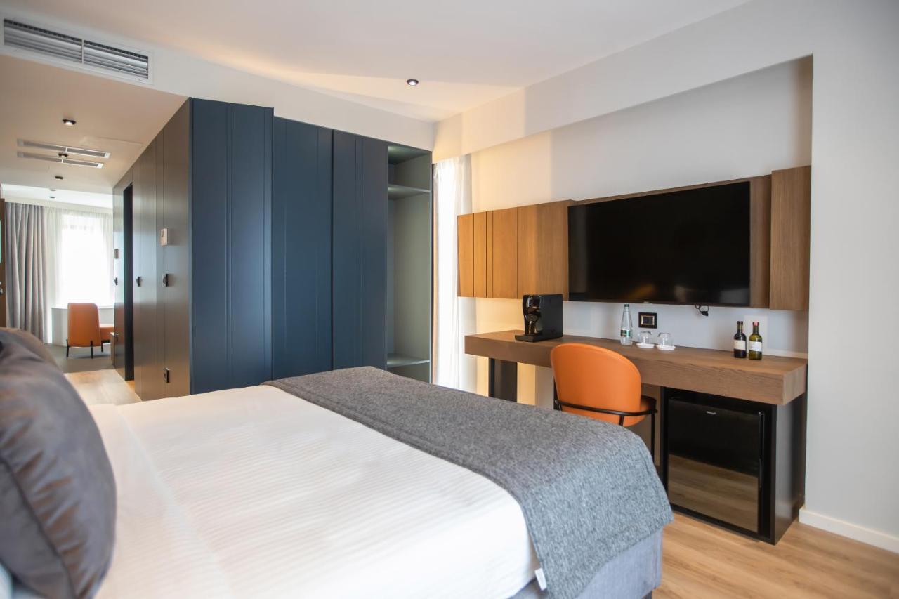 Hotel Elisa Tirana, Affiliated By Melia Esterno foto