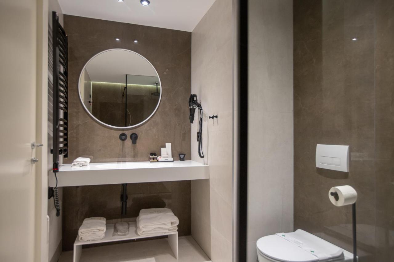 Hotel Elisa Tirana, Affiliated By Melia Esterno foto